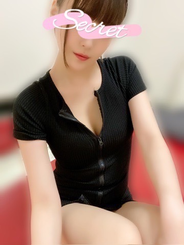 せりな 画像